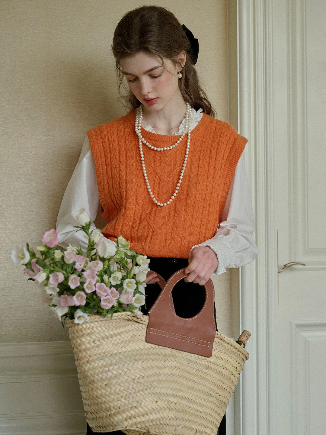 Statement Wear ReflectiveTrimDetails Molly Classic Crew Neck 100% Wool Knitted Vest