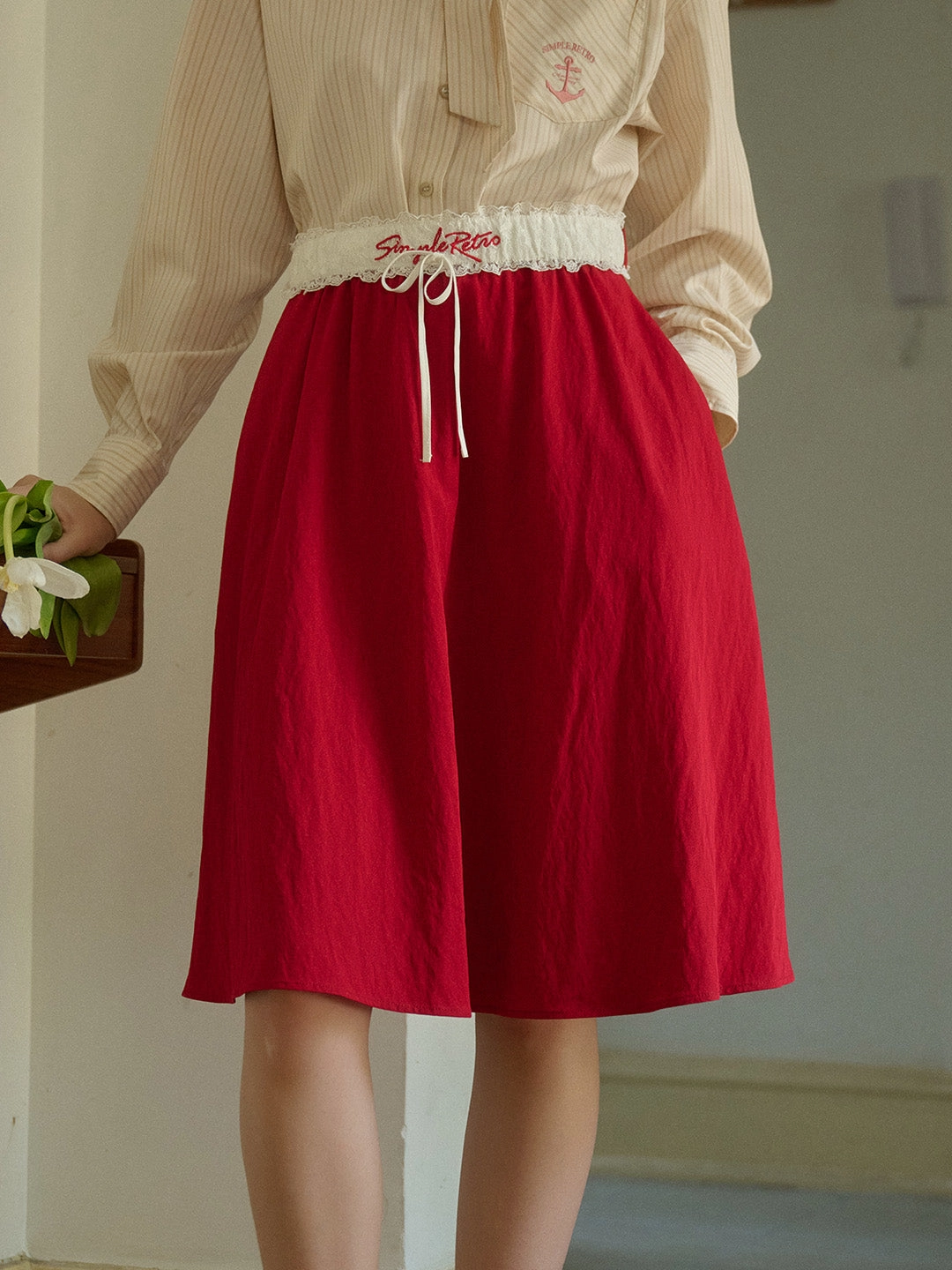 StainResistantFinish Modern Comfort Cielo SR Logo Embroidered Contrast Lace Belt Red Skirt