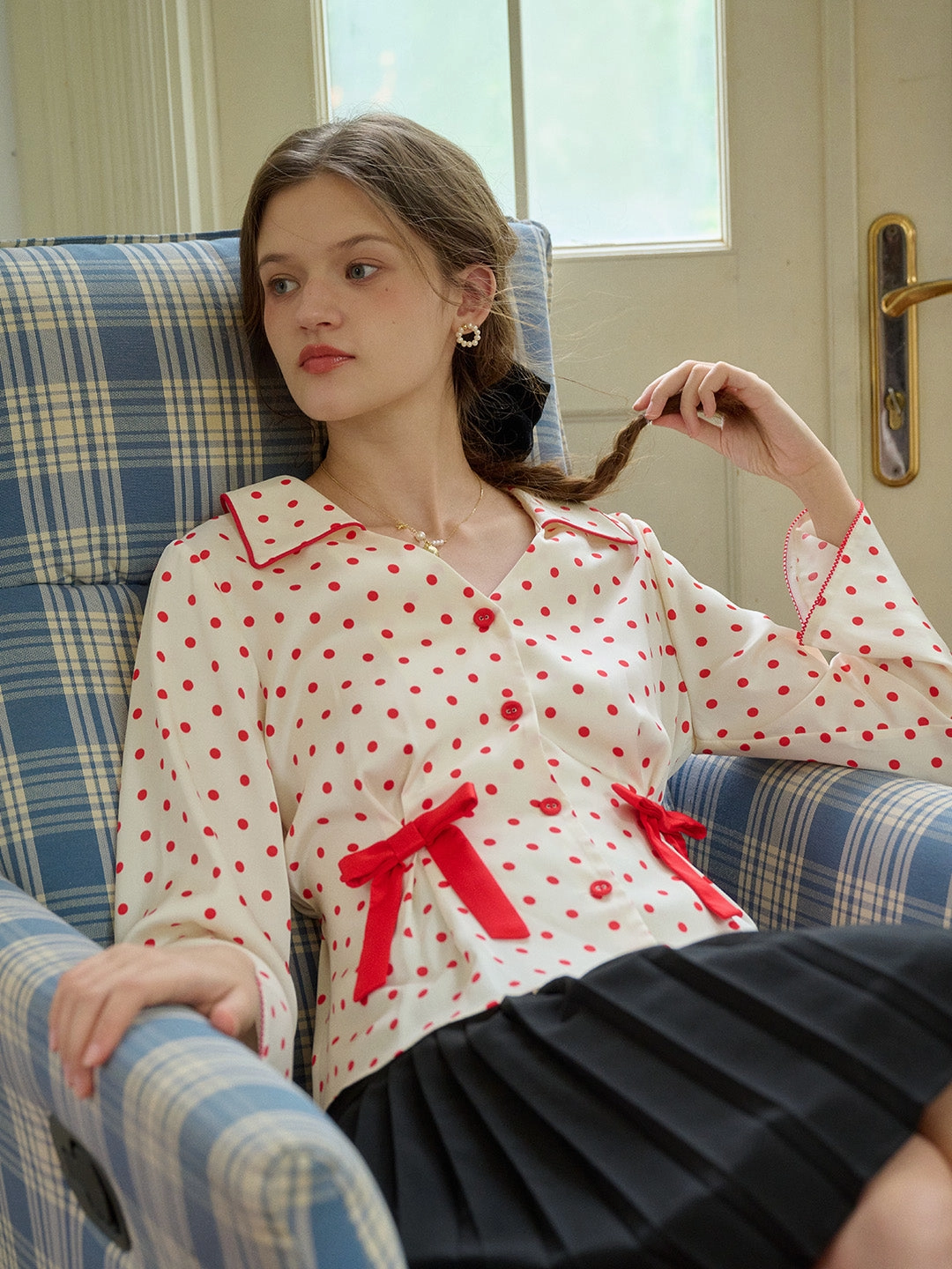 ??Final Sale??Emiliana V-Neck Polka Dots Bow Contrasting Blouse UVProtective Coating Recycled Fit