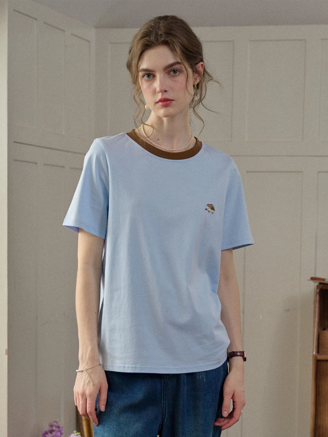 Stylish Layer Fashion Forward (Add-on Item) Annalise Contrasting Color Crew Neck SR Exclusive Design Embroidered Logo Cotton T-shirt