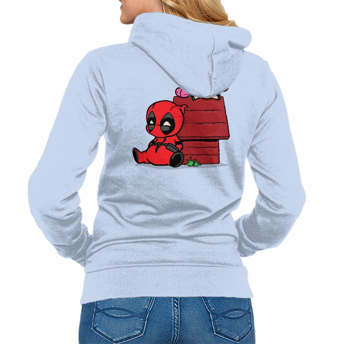 right for outdoor activities Pool's House