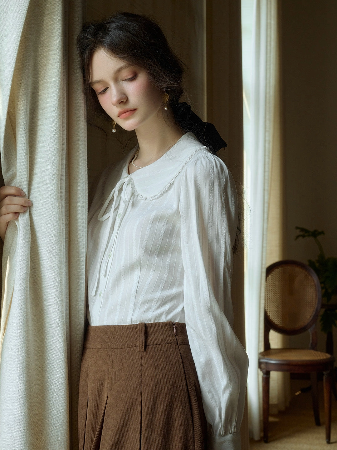 Daily Fit Addilyn Romantic Doll Collar Lace Stitching Tie Eedwardian Style Blouse