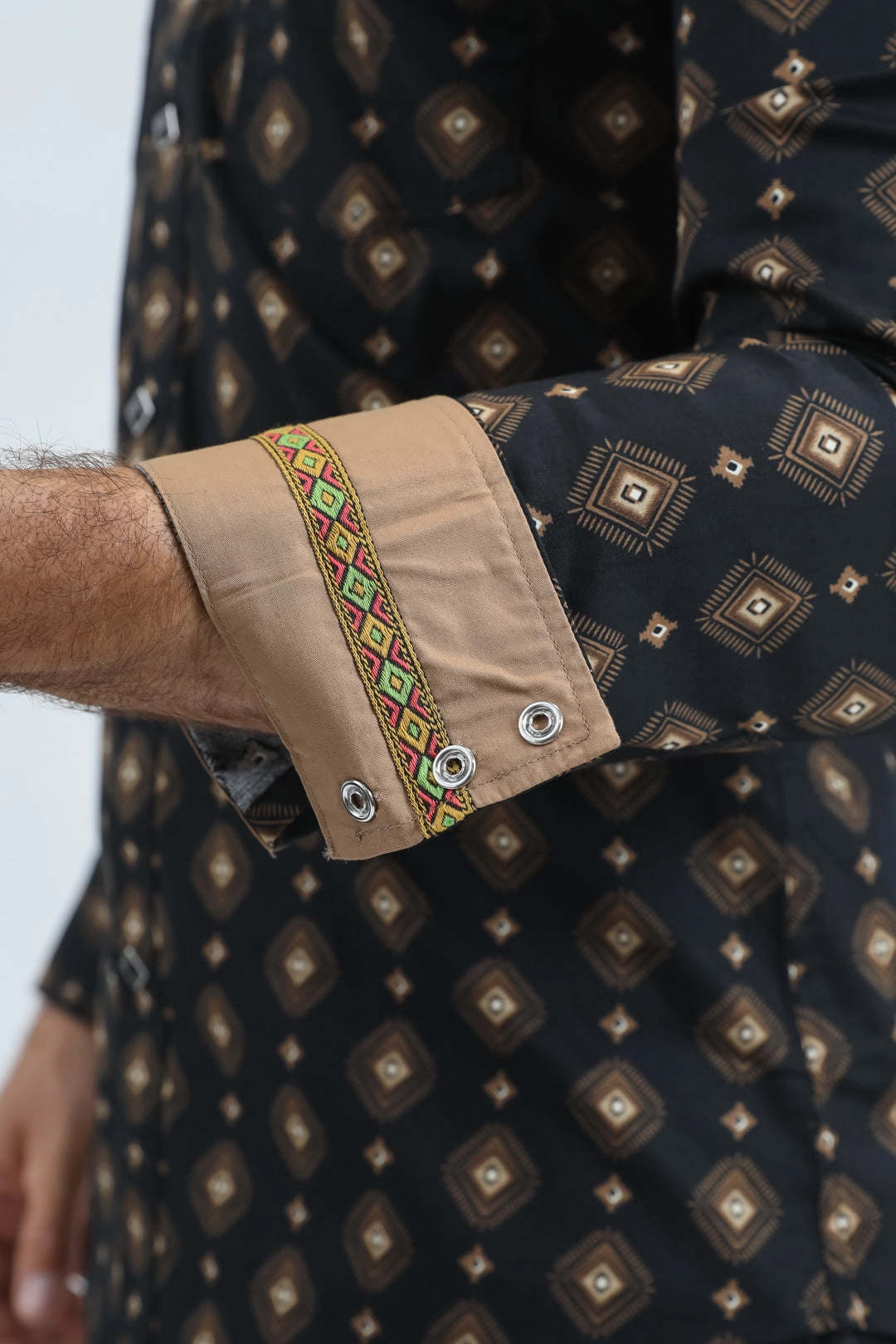 Mens Western Modern Fit Cotton/Spandex Long Sleeve White Shirt with Snaps Smooth Seam Finish Cultural Inspired