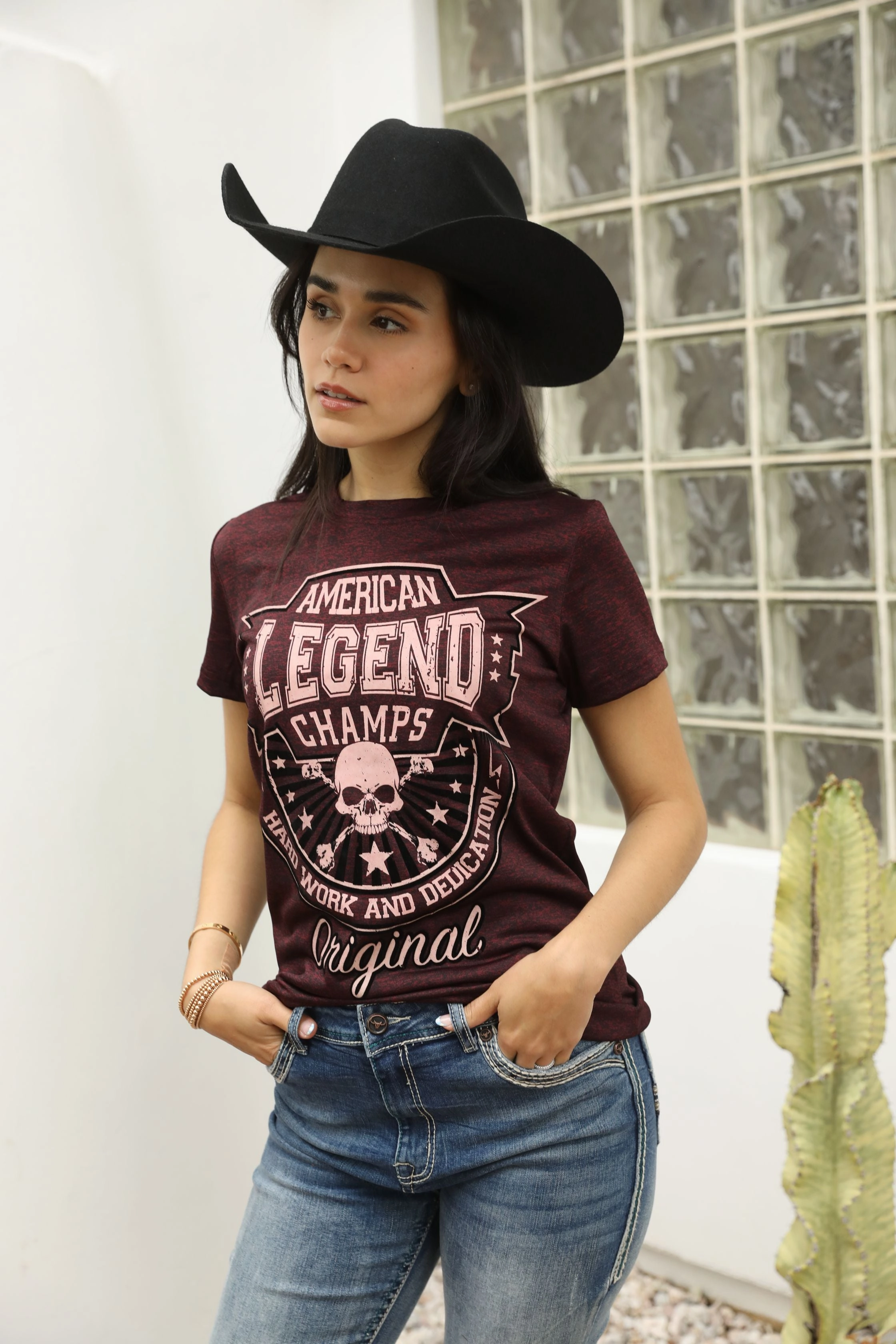 FadeResistant Coating Comfy Pieces Women's Cotton American Legend Graphic Print Wine T-shirt