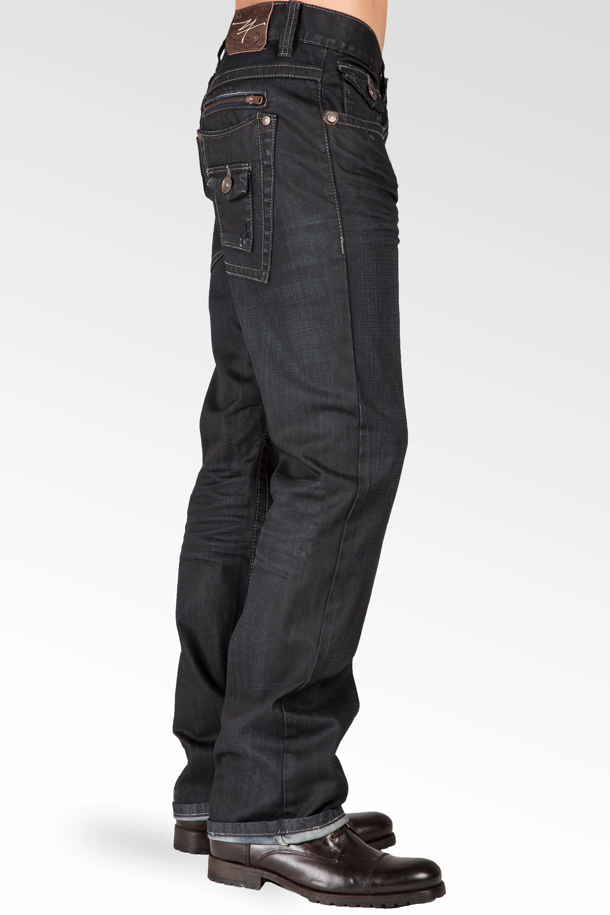 Relaxed Straight Dark Indigo Premium Denim Zip Pocket Jean With Overspray Coating Smooth Line Elegant Top