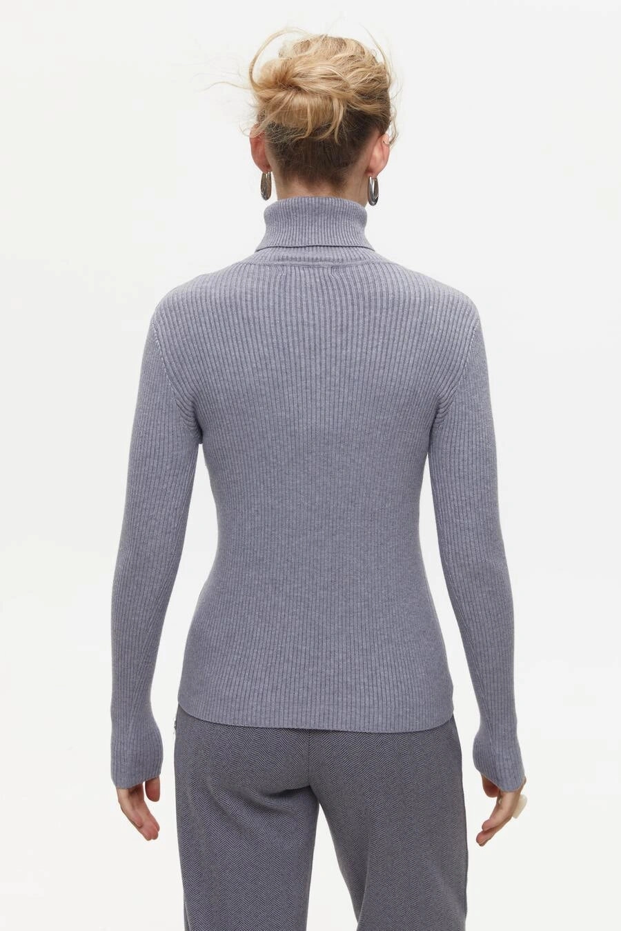 Ribbed turtleneck sweater in color grey Warm Layer Soft Layers