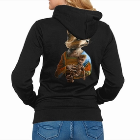 Casual Wear Raccoon With A Wood