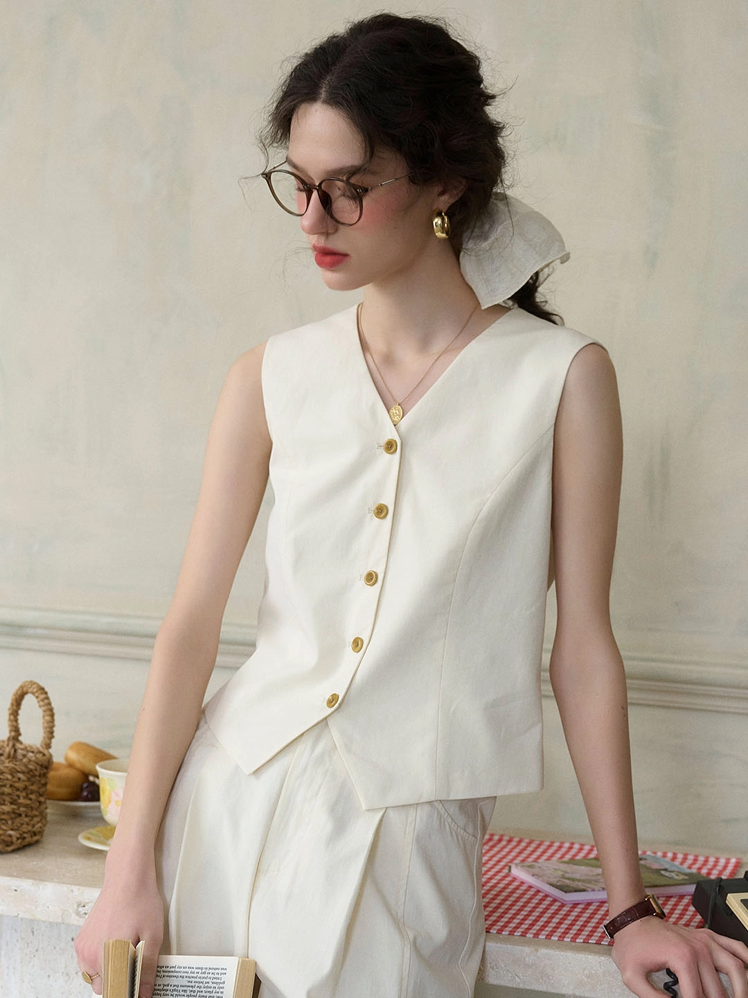 Stylish Blouse Michelle Casual V-neck Vest