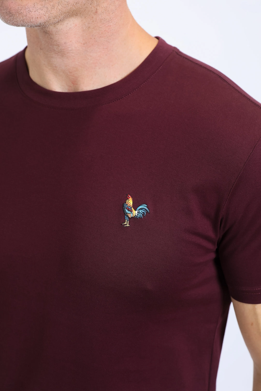 Ultimate Comfort Minimalist Comfort Men's Rooster Logo Cotton Burgundy T-Shirt