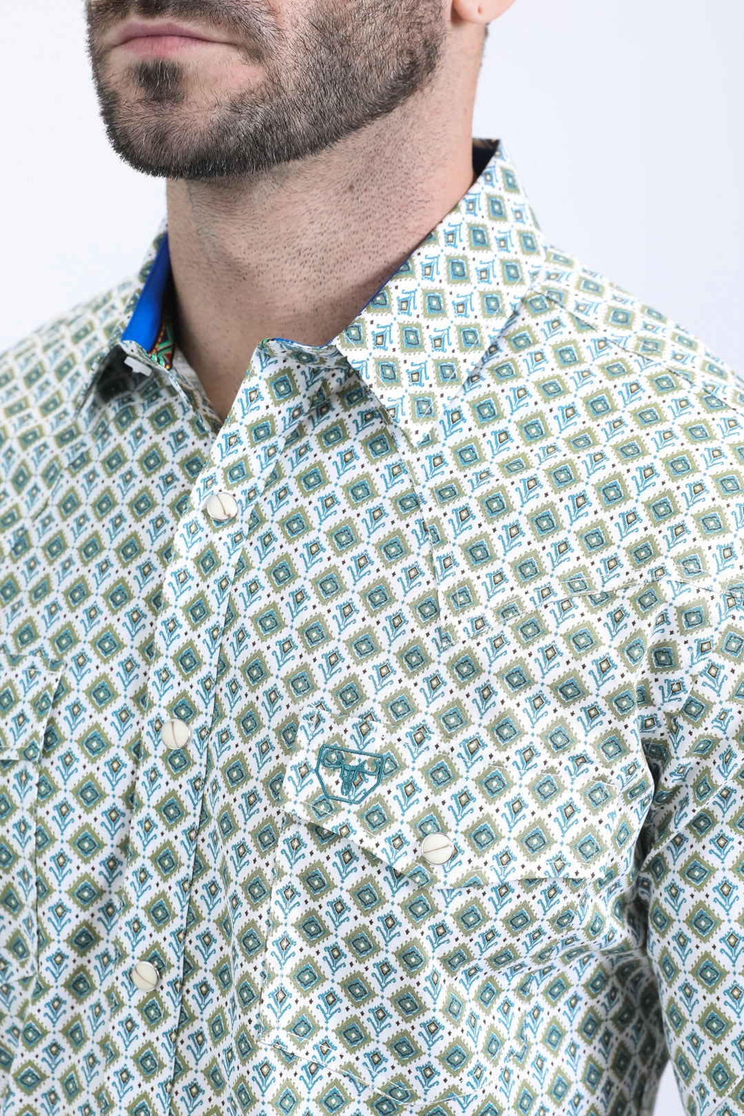 Exclusive Collection Seamless Shoulder Construction Mens Western Modern Fit Cotton/Spandex Long Sleeve White Shirt with Snaps