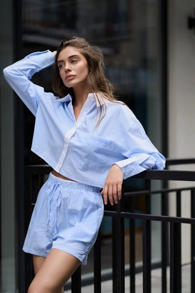 Moisture Management Tech Blue Stripe Cropped Shirt