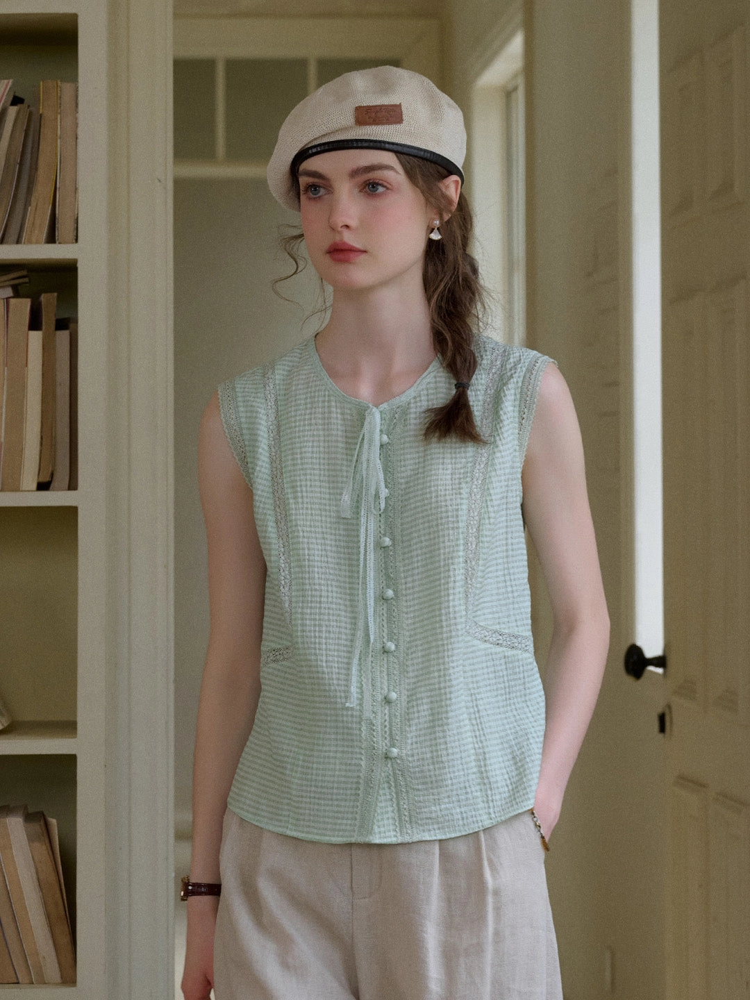 Arabella Round Neck Lyocell Sleeveless Blouse Energy Mood Weekend Wear