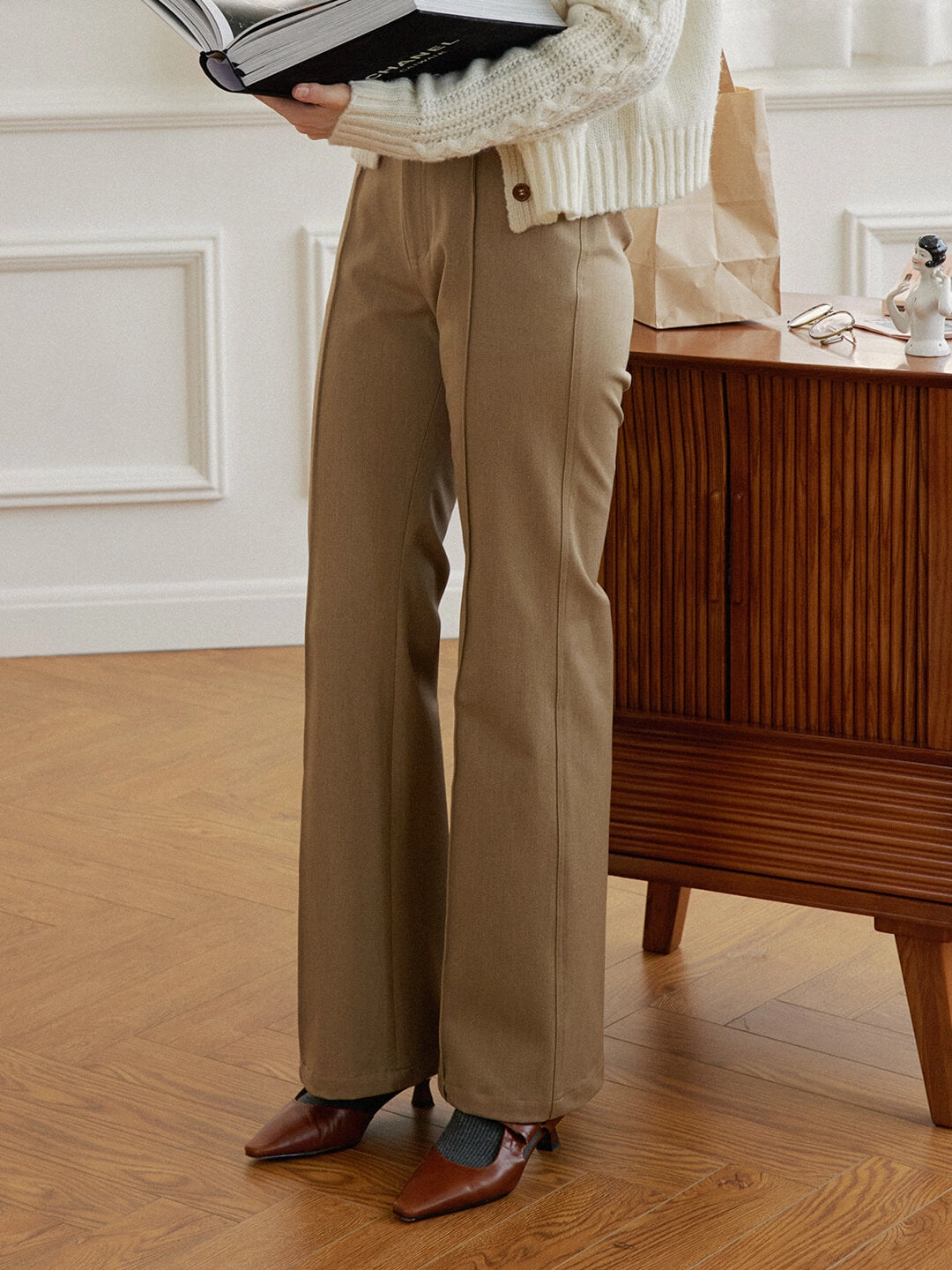 Noise Reduciting Fabric Abrasion Resistant Material Teresa Khaki Flared Trousers