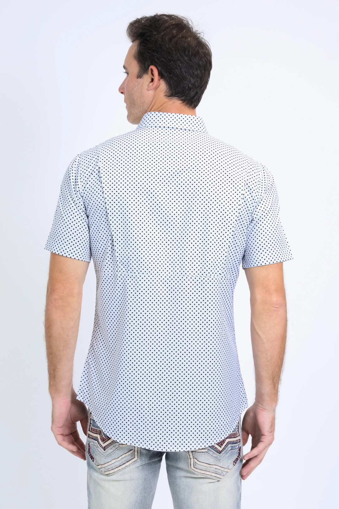 Versatile Fit Seasonal Trend Mens Performance Western Short Sleeve Aztec Print White/Black Shirt