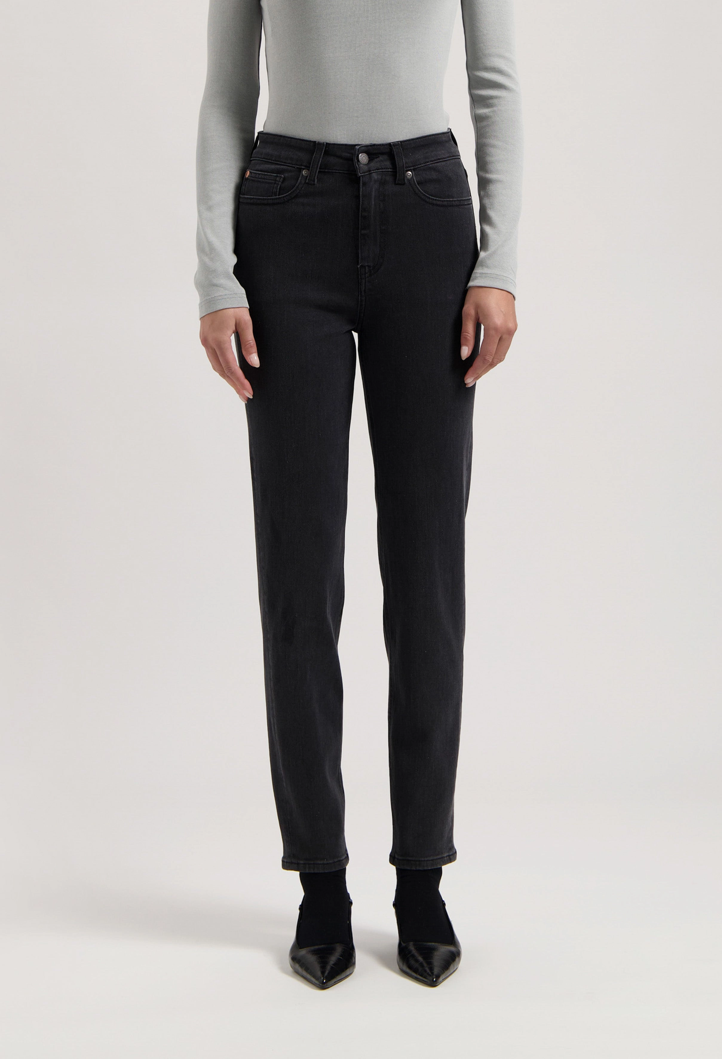 NonRestrictiveCut MultiPocket Mams High Tapered - Stone Black