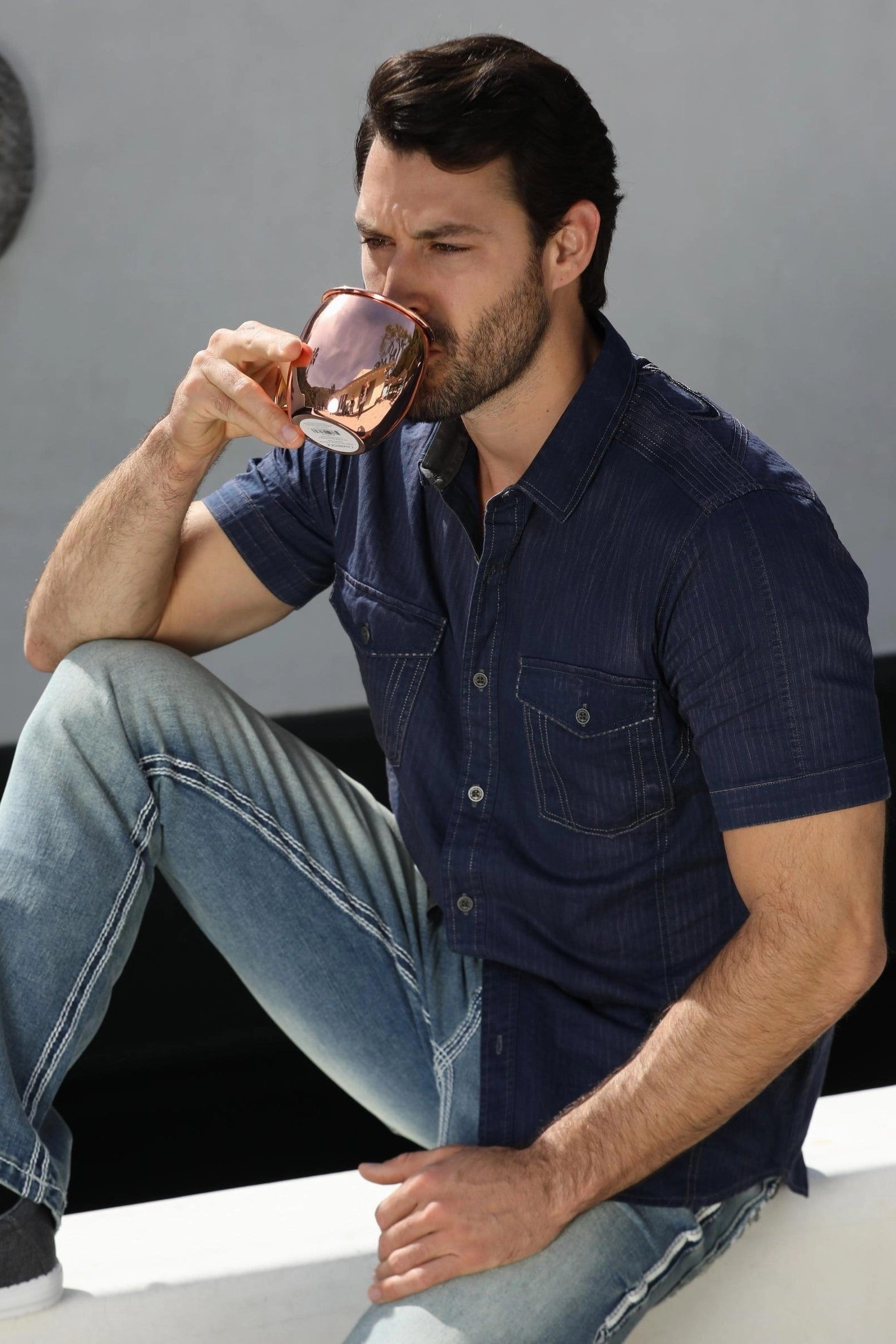 Stylish Design Compact Fold Design Mens Embroidery Modern Fit Stretch Short Sleeve Shirt