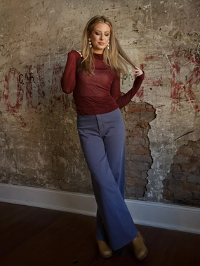 Zaya Jeans Party Look Modern Minimalist Vintage Lover Smooth Bold